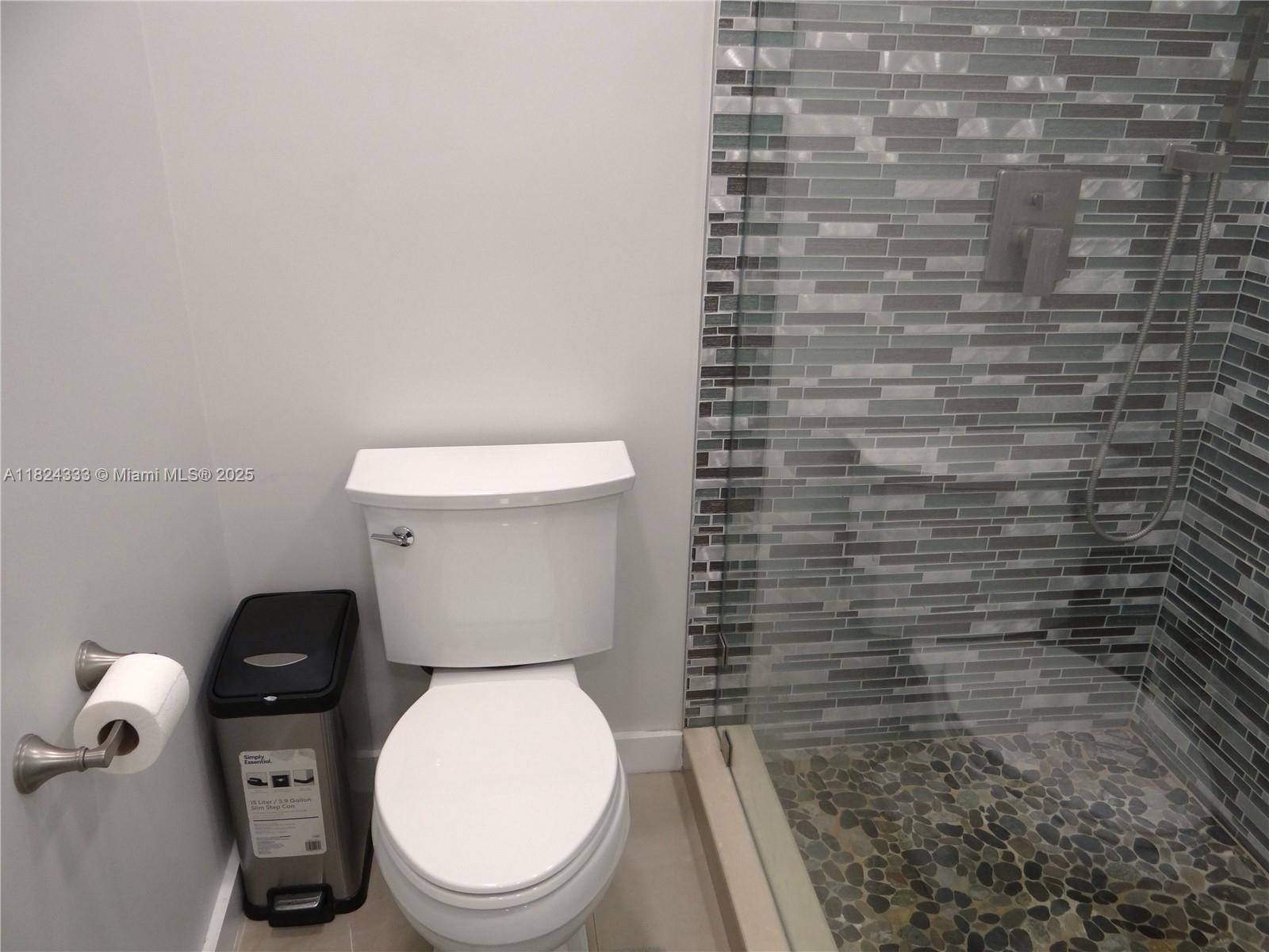 3475 NW 195th Ter, Miami Gardens, Florida image 49