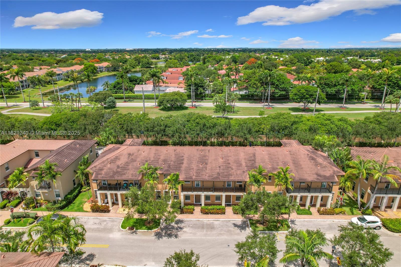 1214 SW 147th Ter, Pembroke Pines, Florida image 38