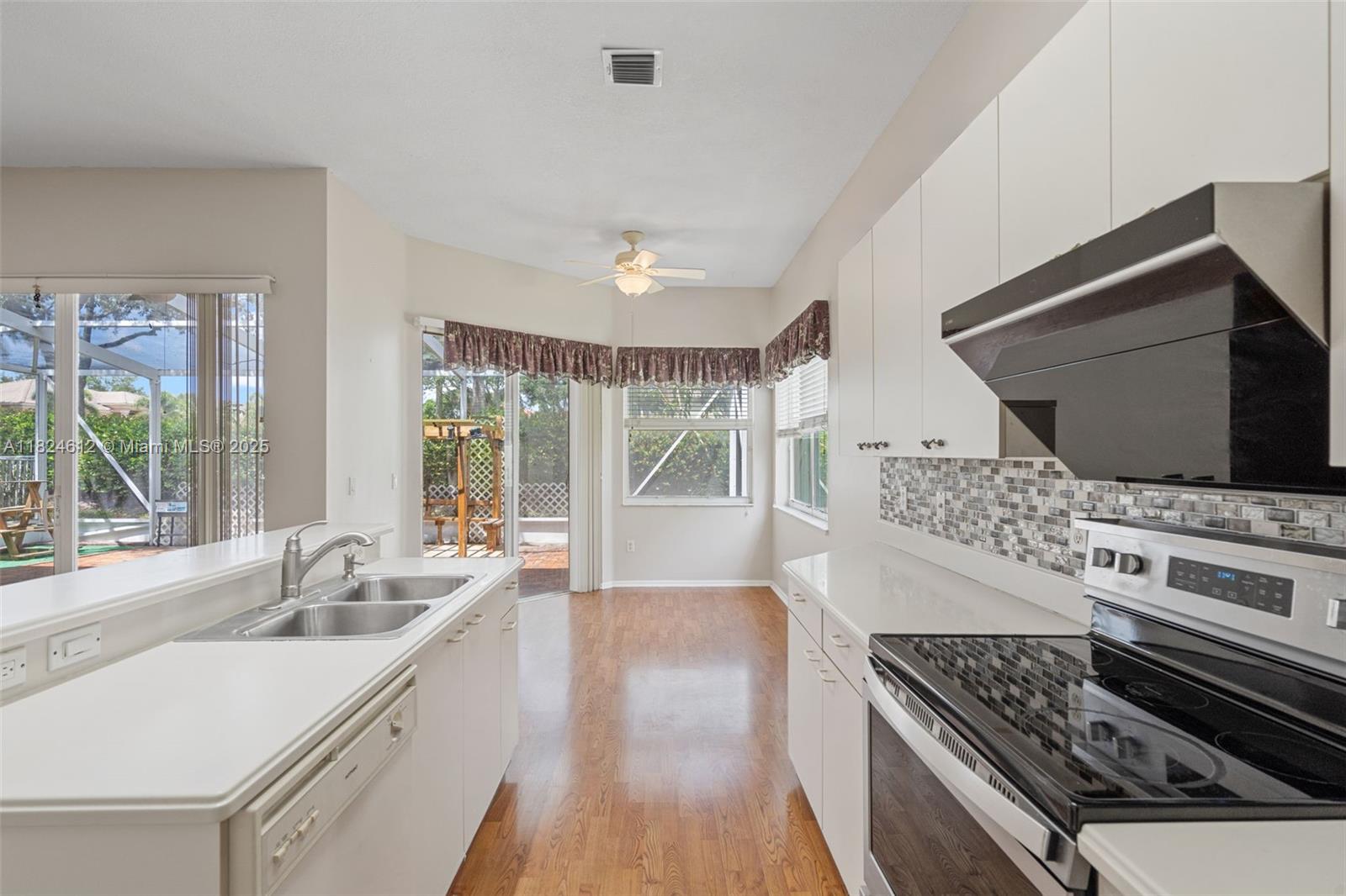 7348 Copperfield Cir, Lake Worth, Florida image 15