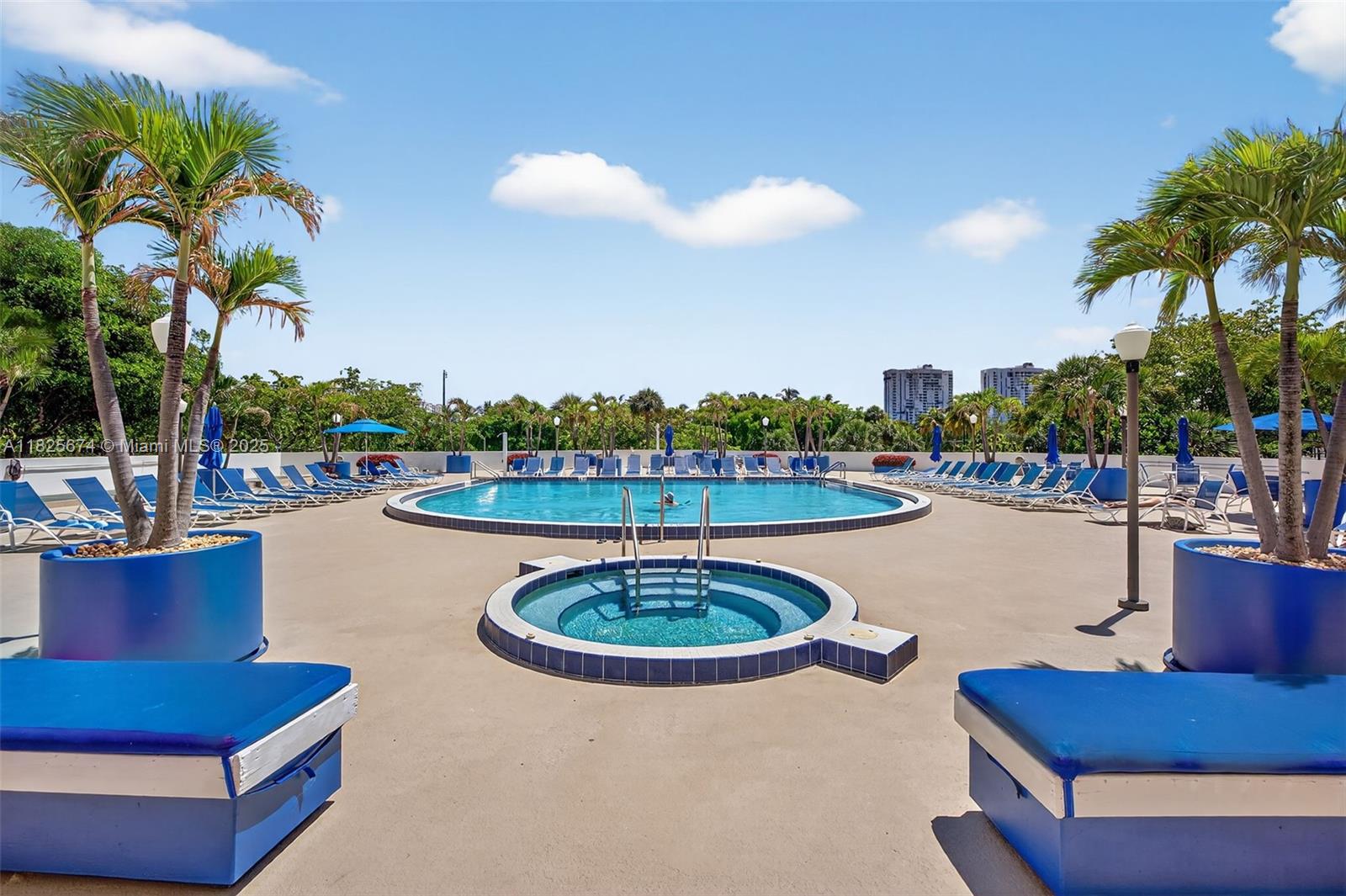 3701 N Country Club Dr #2209, Aventura, Florida image 47