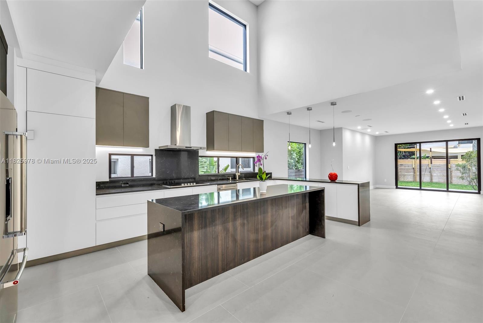 Property photo # 9