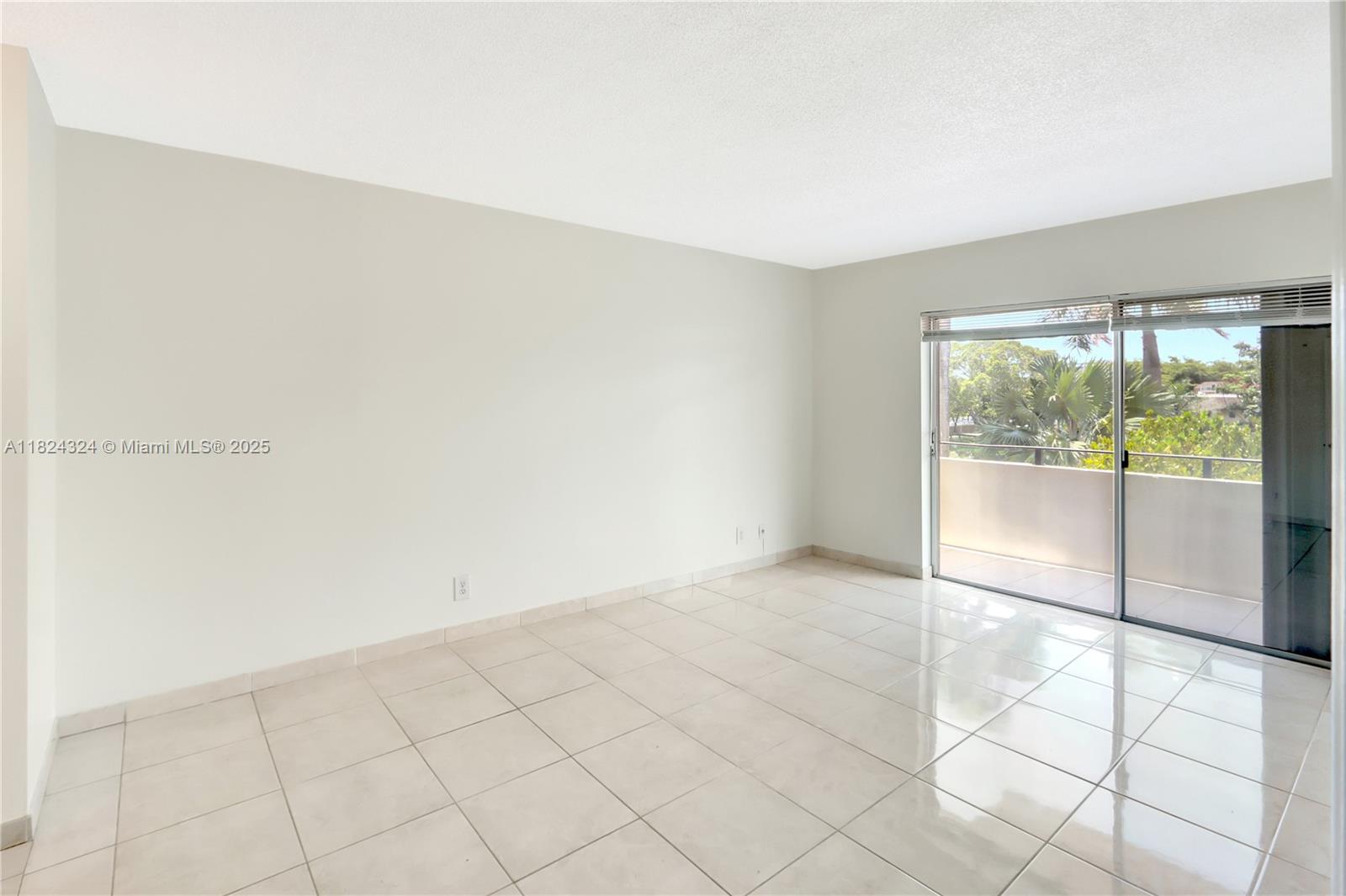 7900 Camino Cir 305