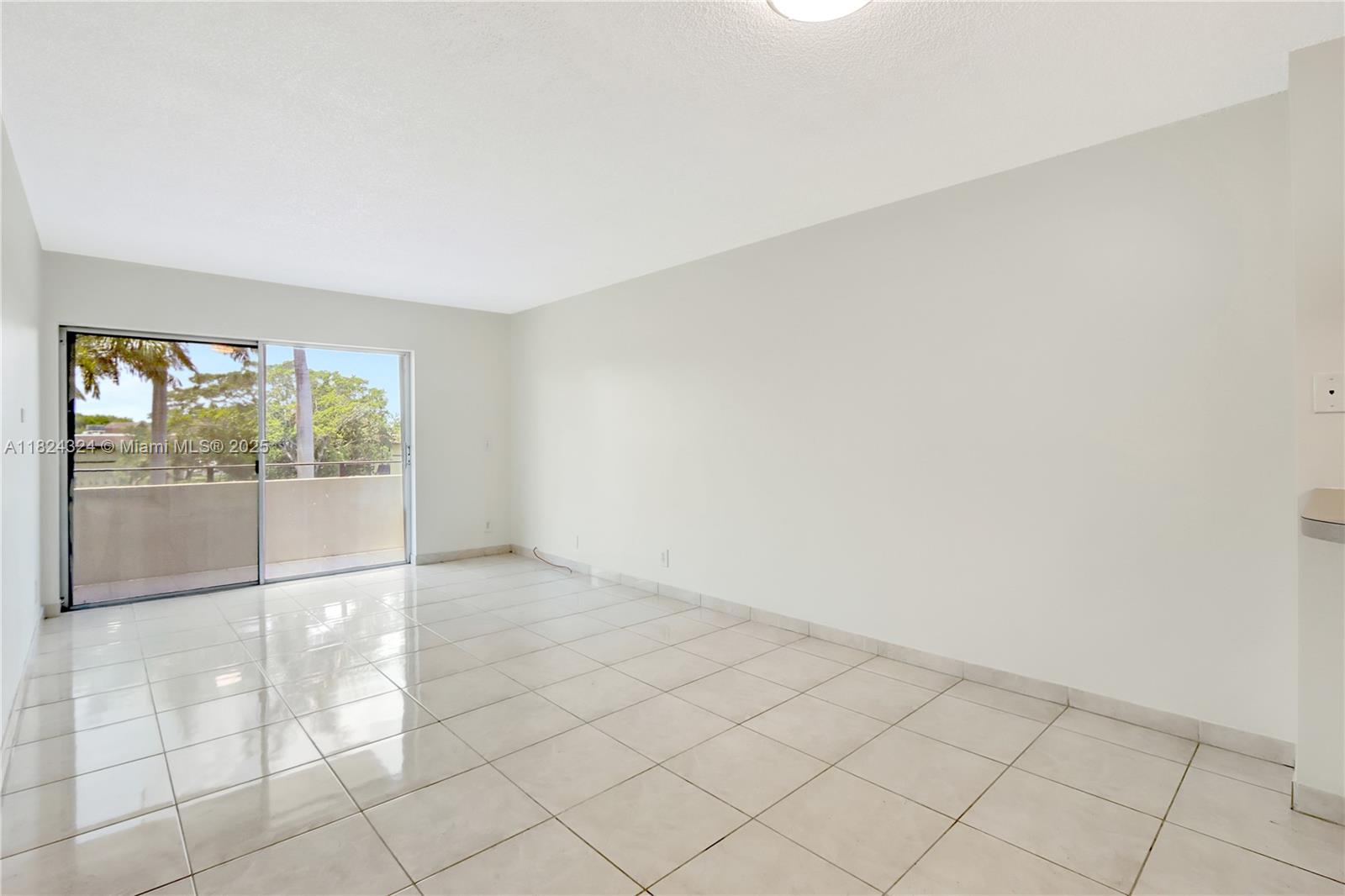 7900 Camino Cir 305