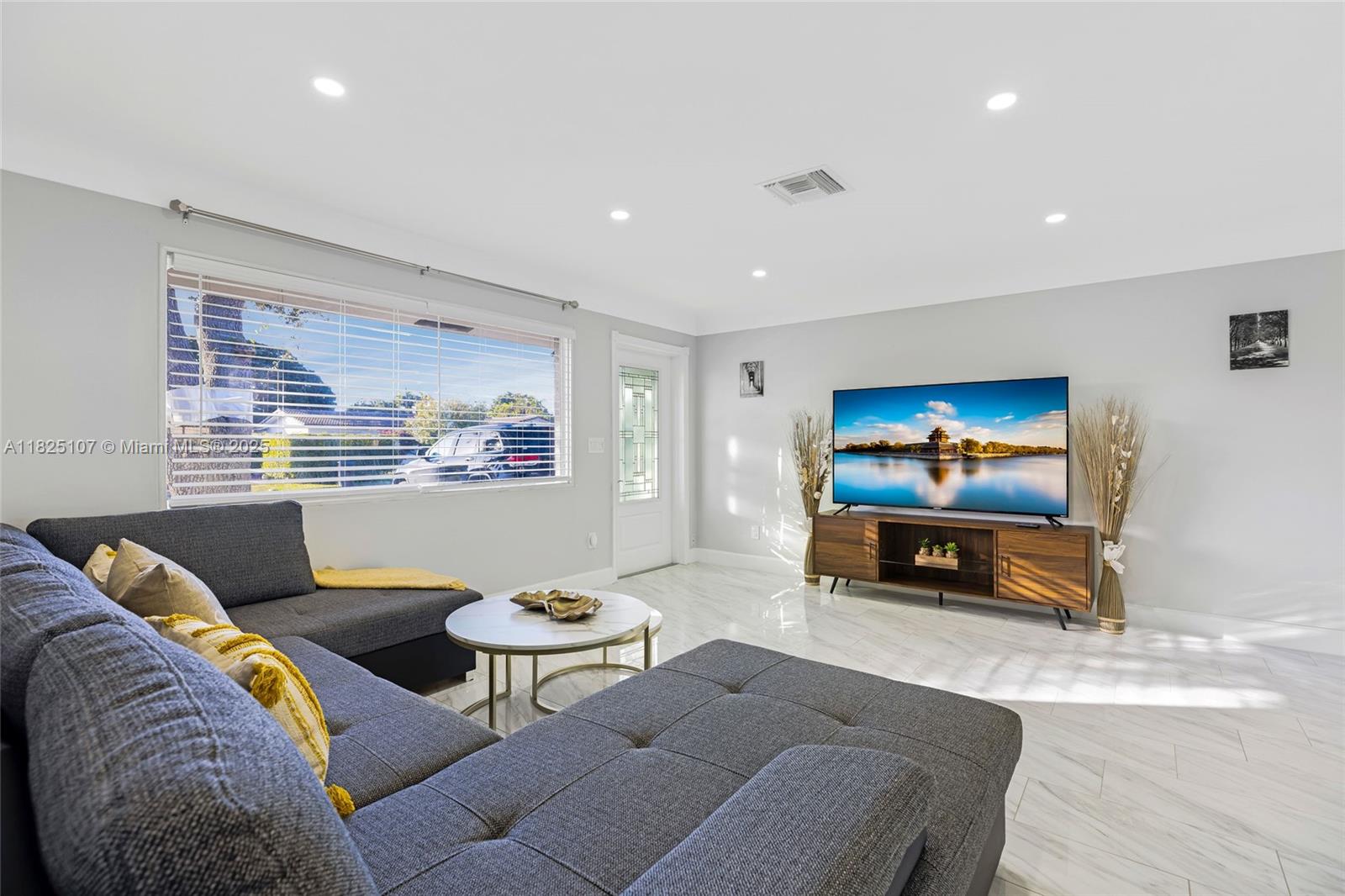 6600 NE 20th Way, Fort Lauderdale, Florida image 4