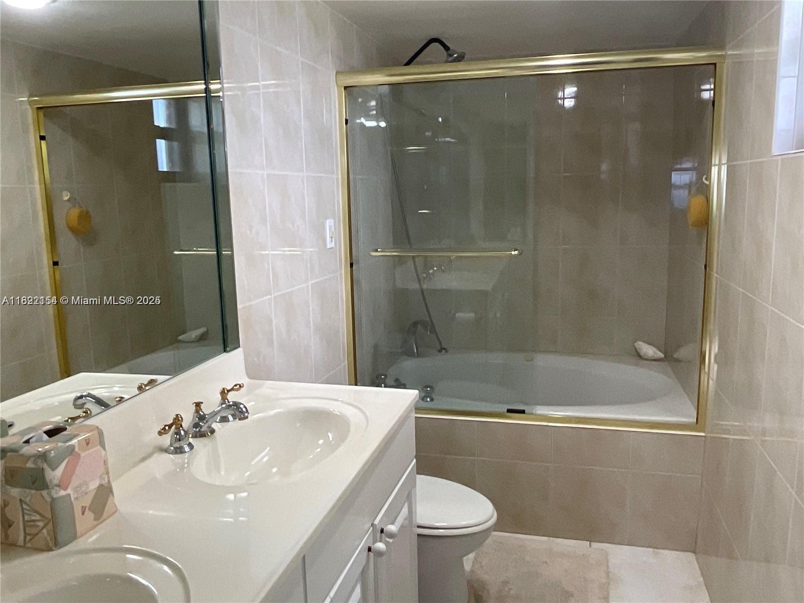 Residential, Bal Harbour, Florida image 14