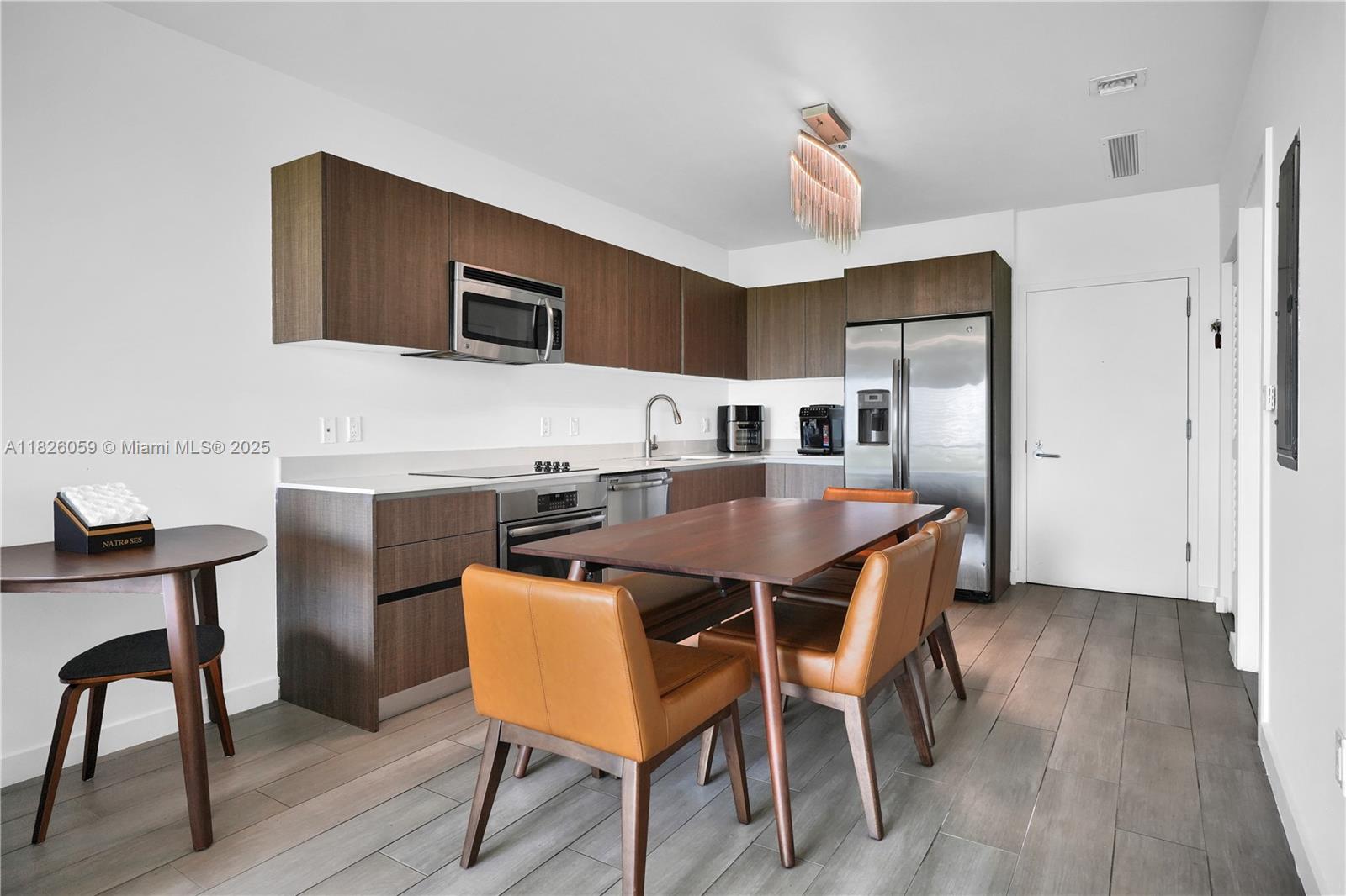 Property photo # 9