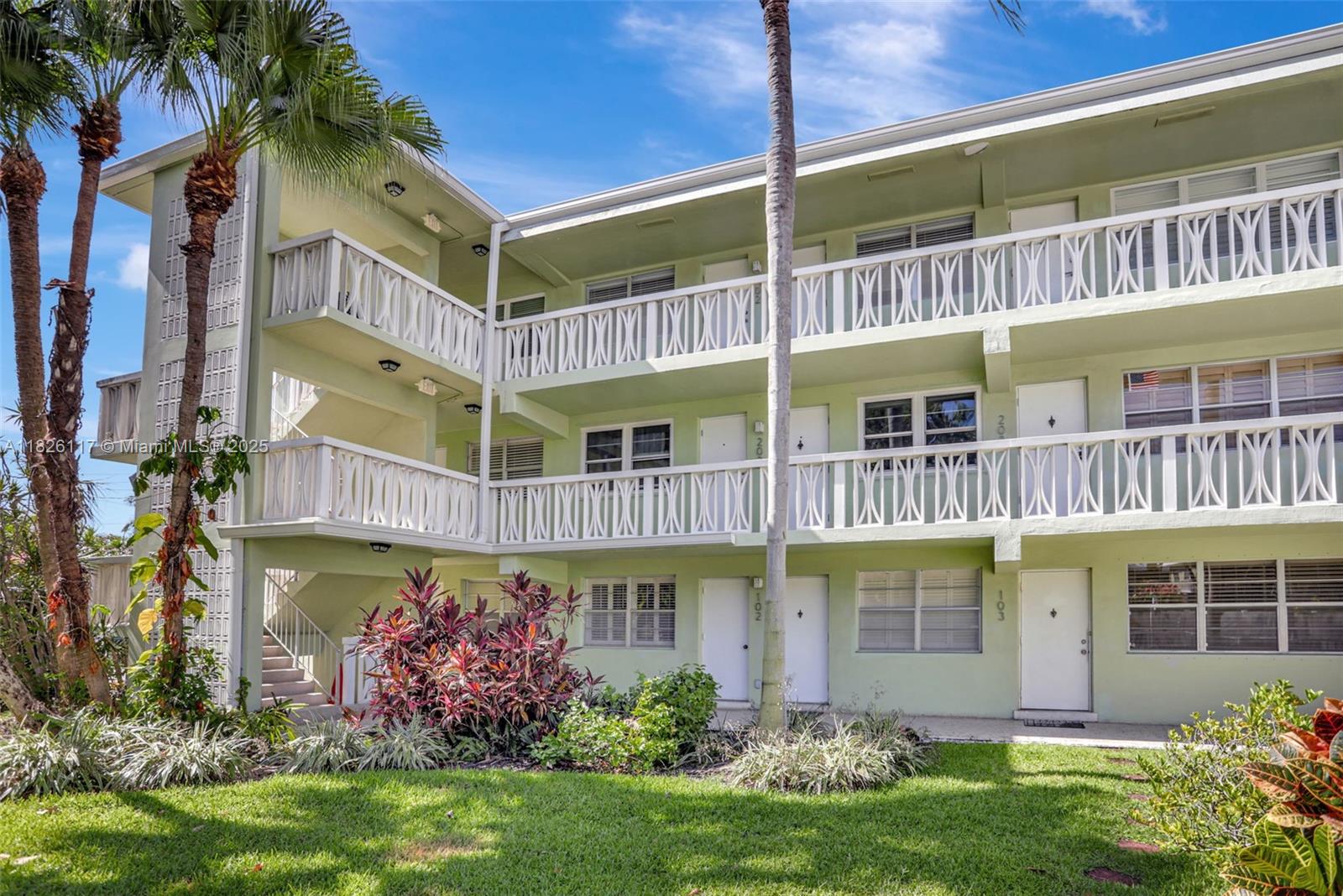 1900 NE 8th Ct #201, Fort Lauderdale, Florida image 1