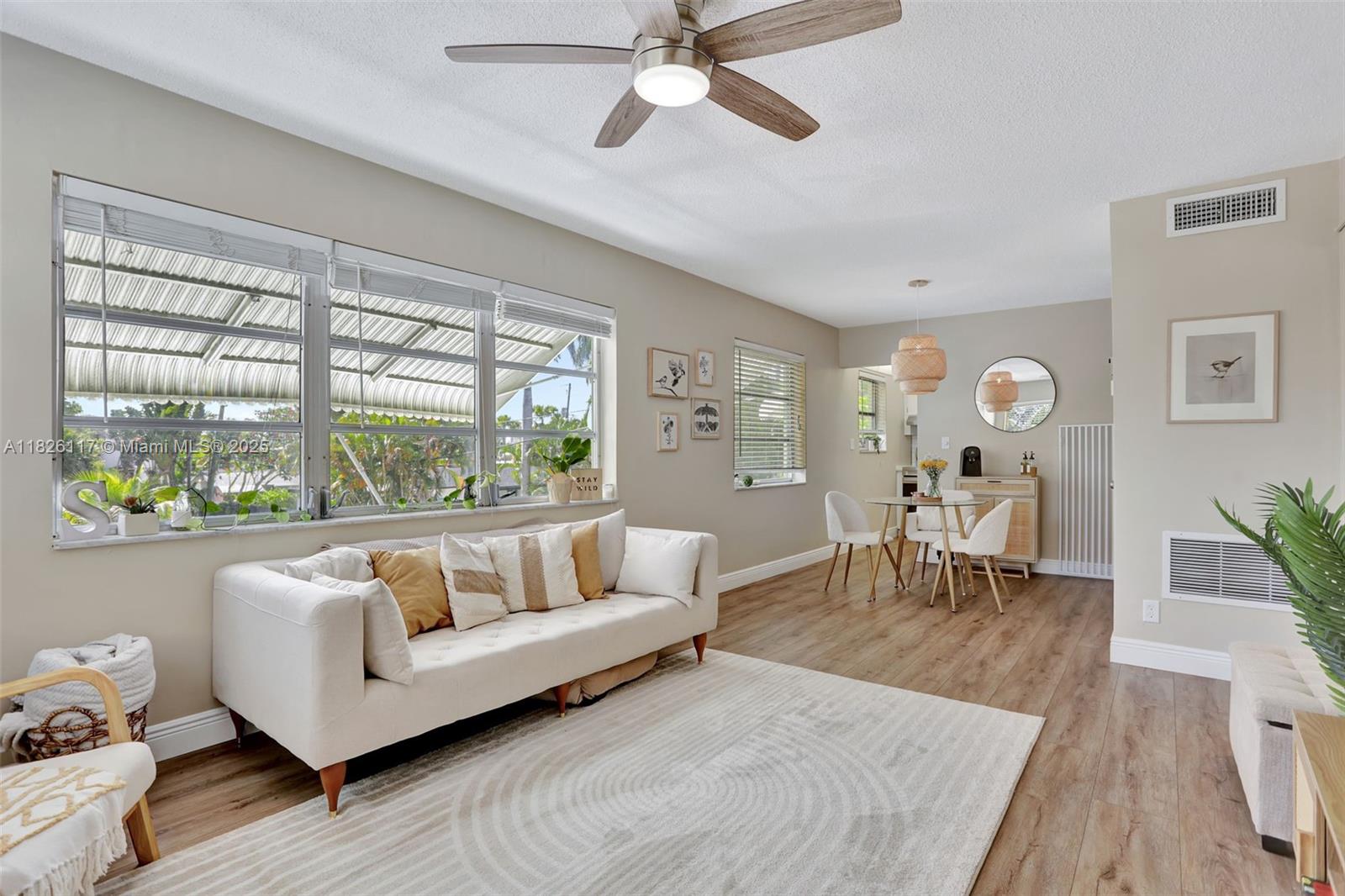 1900 NE 8th Ct #201, Fort Lauderdale, Florida image 3