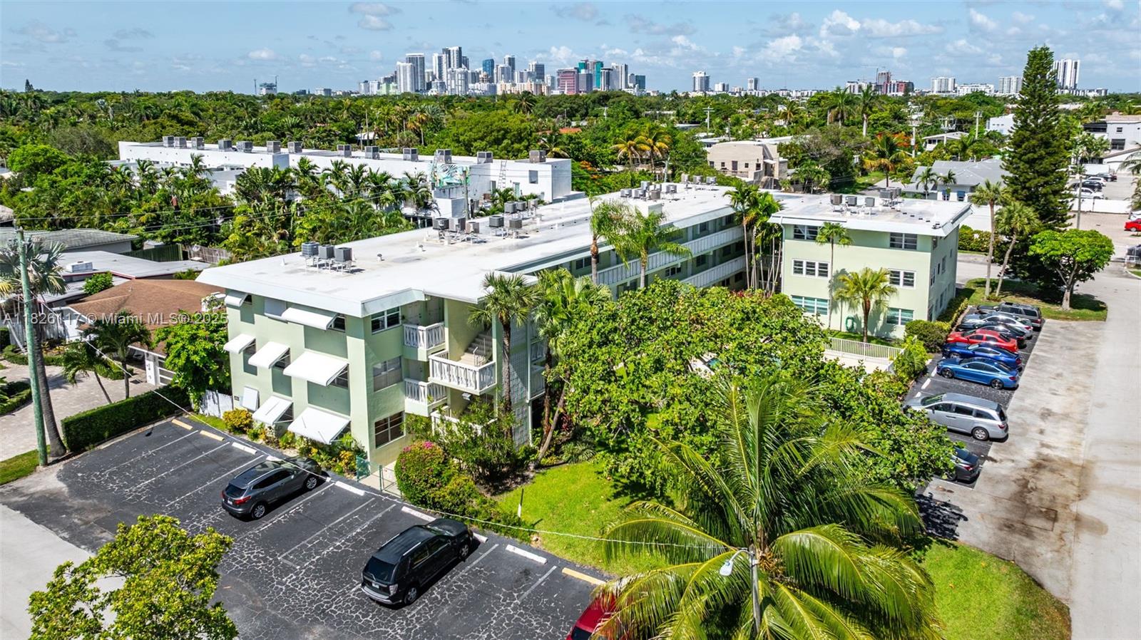 1900 NE 8th Ct #201, Fort Lauderdale, Florida image 32