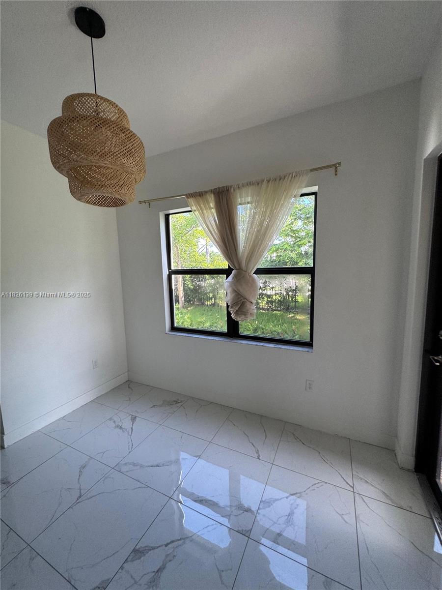 Residential, Miramar, Florida image 16