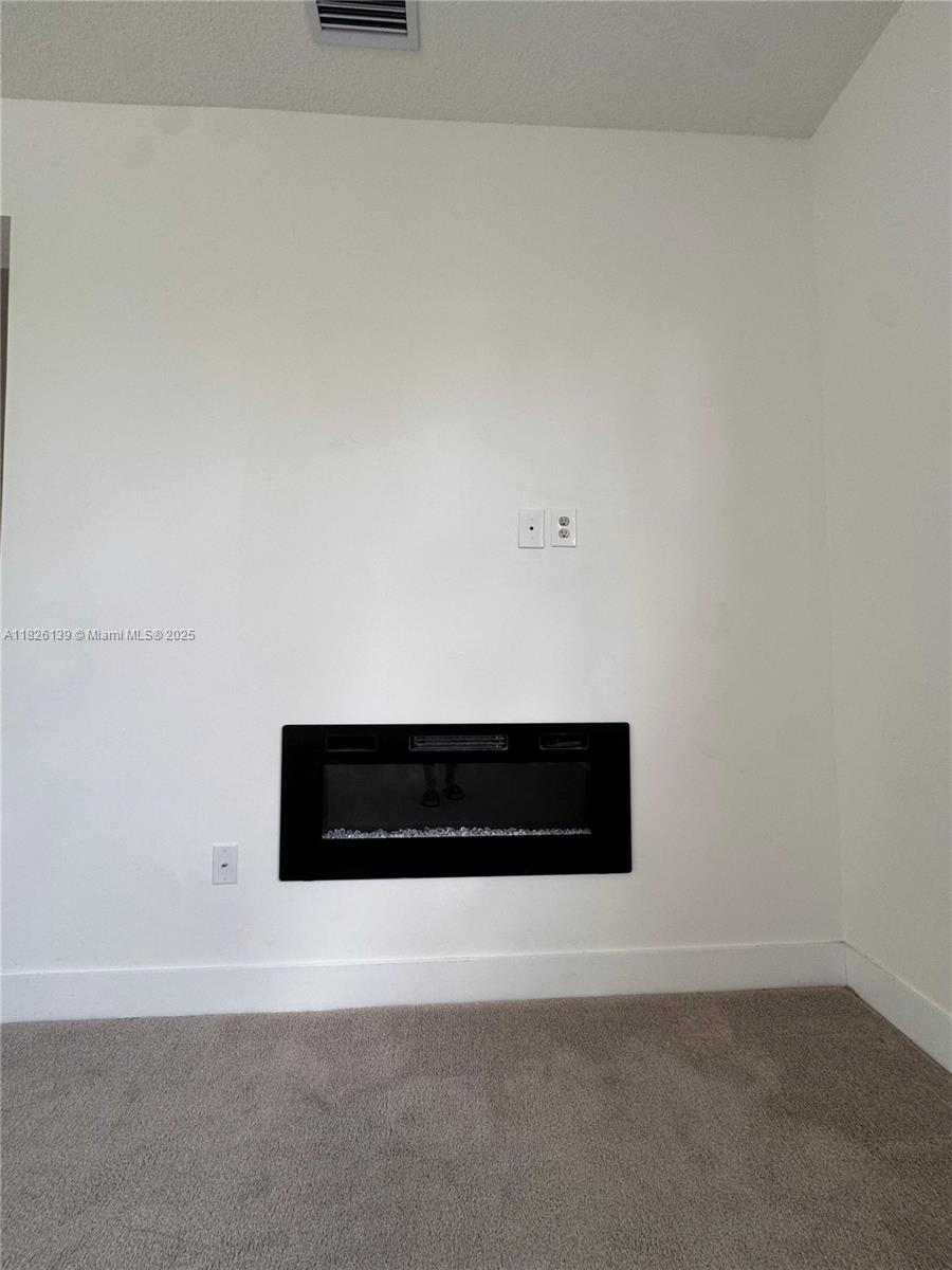 Residential, Miramar, Florida image 32