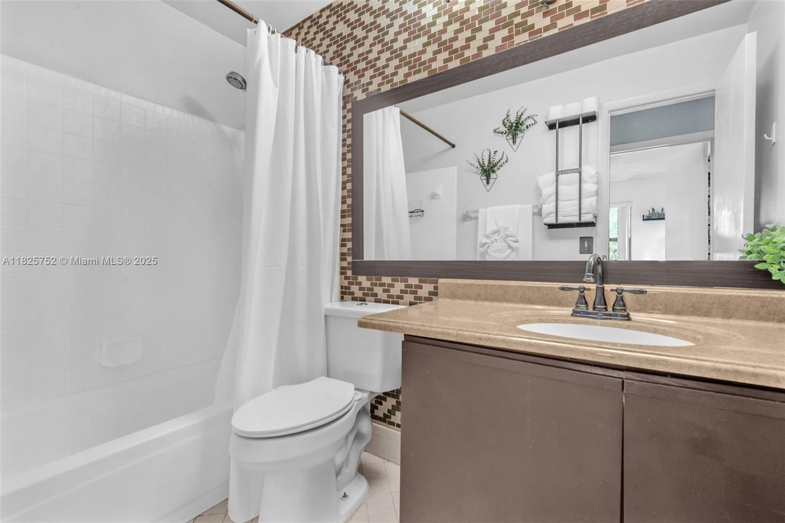 4552 Carambola Cir S #27247, Coconut Creek, Florida image 19