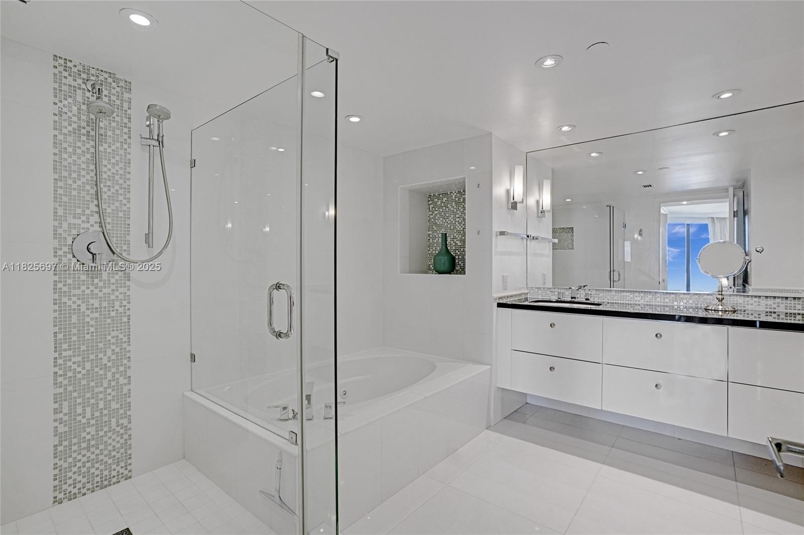 3640 Yacht Club Dr #1704, Aventura, Florida image 15