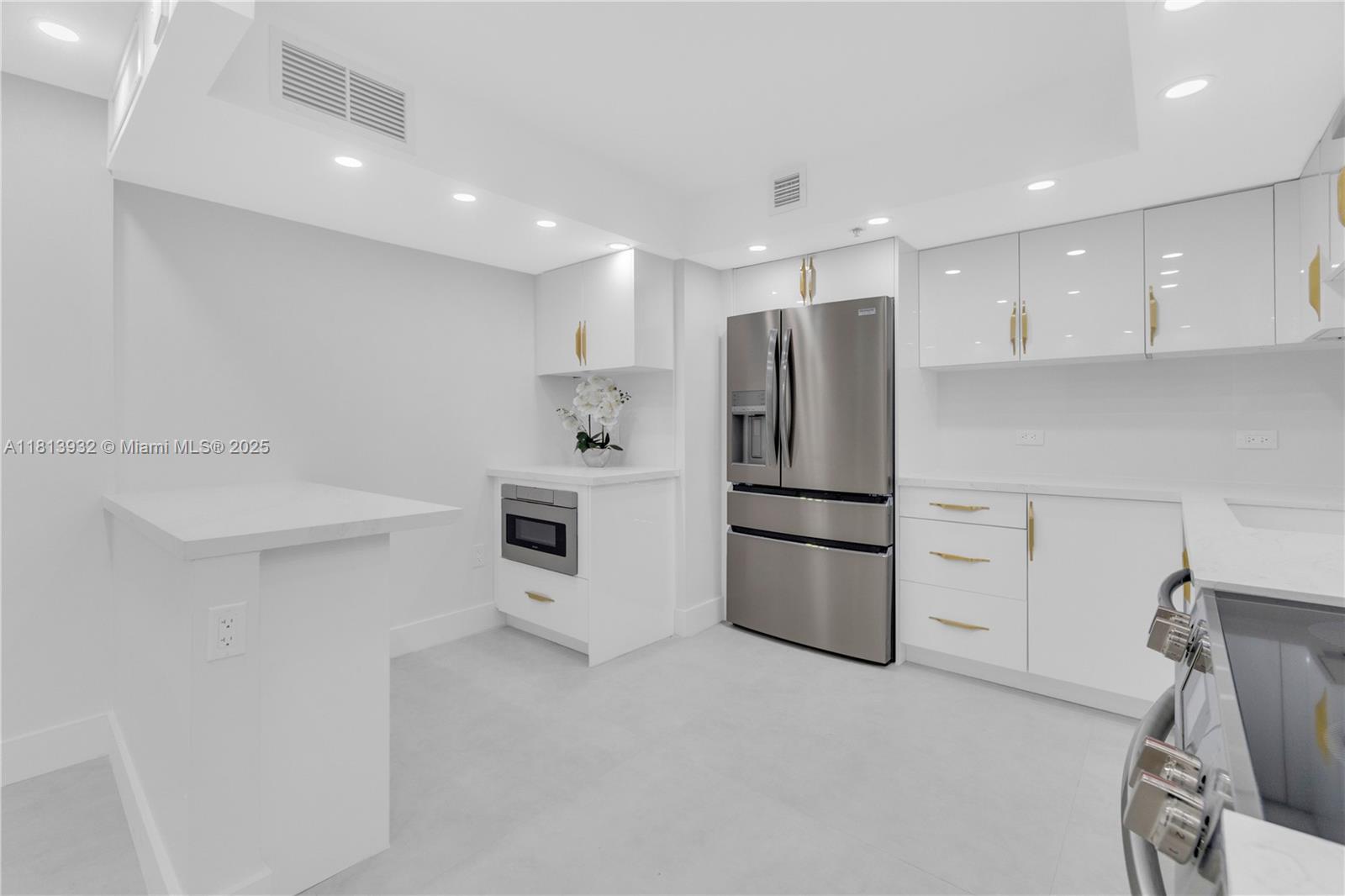 1201 S Ocean Dr #507S, Hollywood, Florida image 5