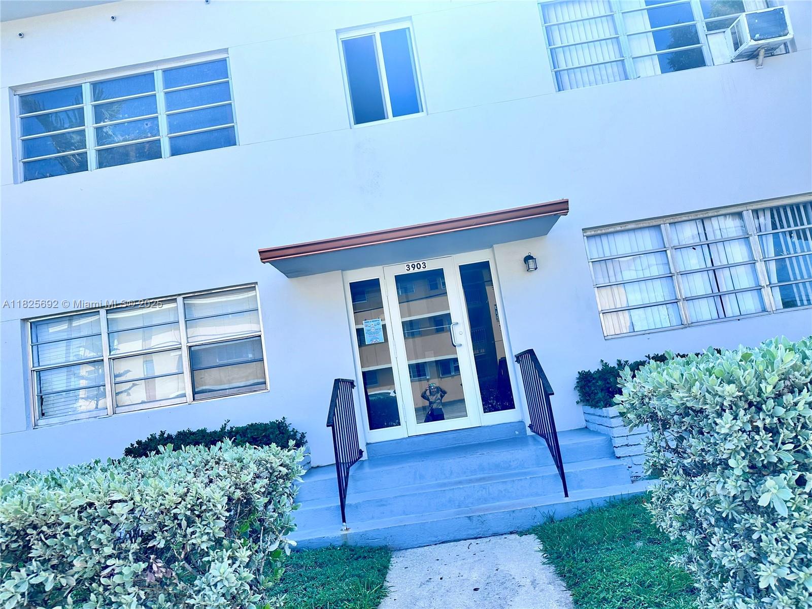 Property photo # 0