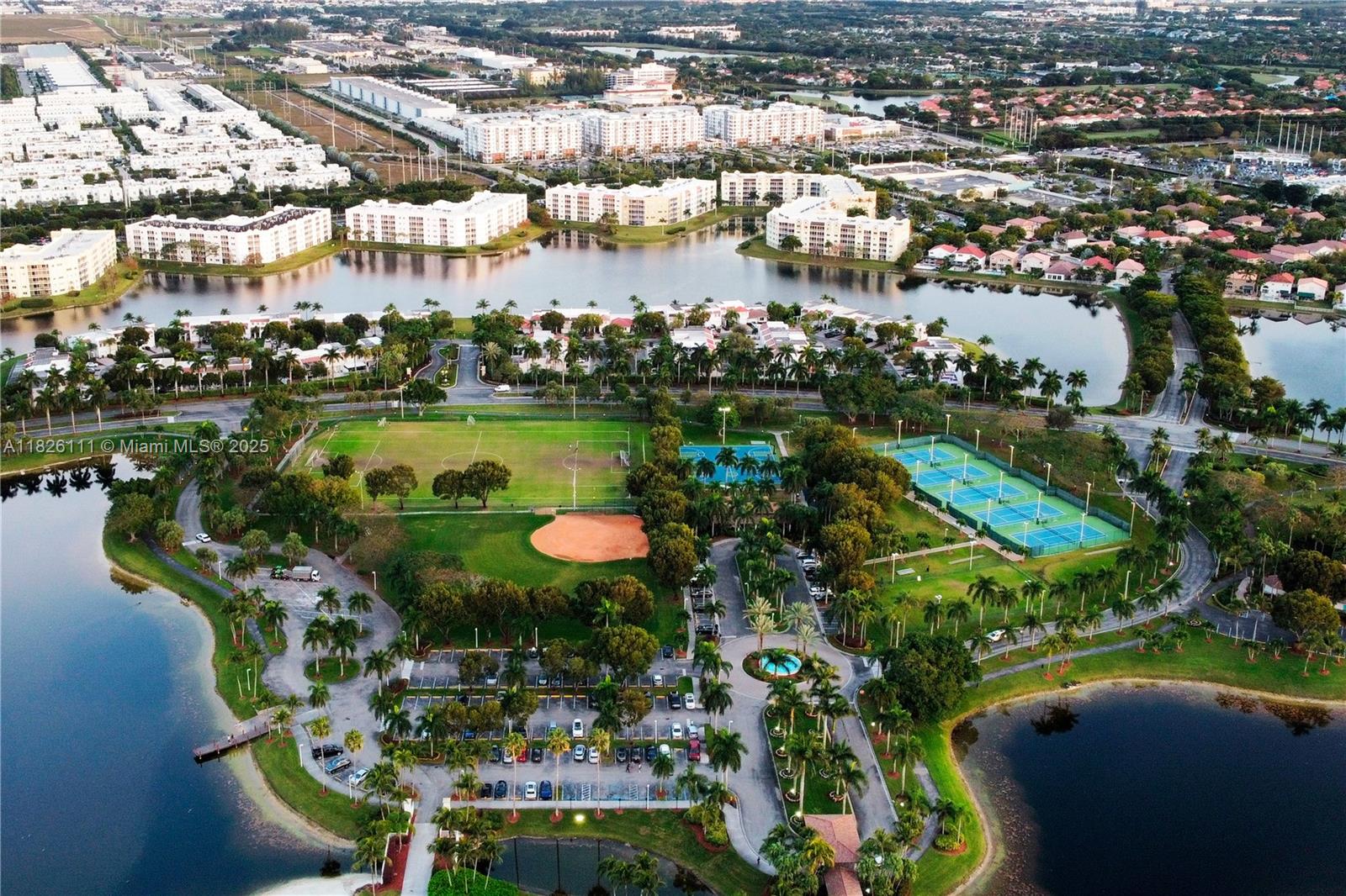 10989 NW 73rd Ter, Doral, Florida image 26