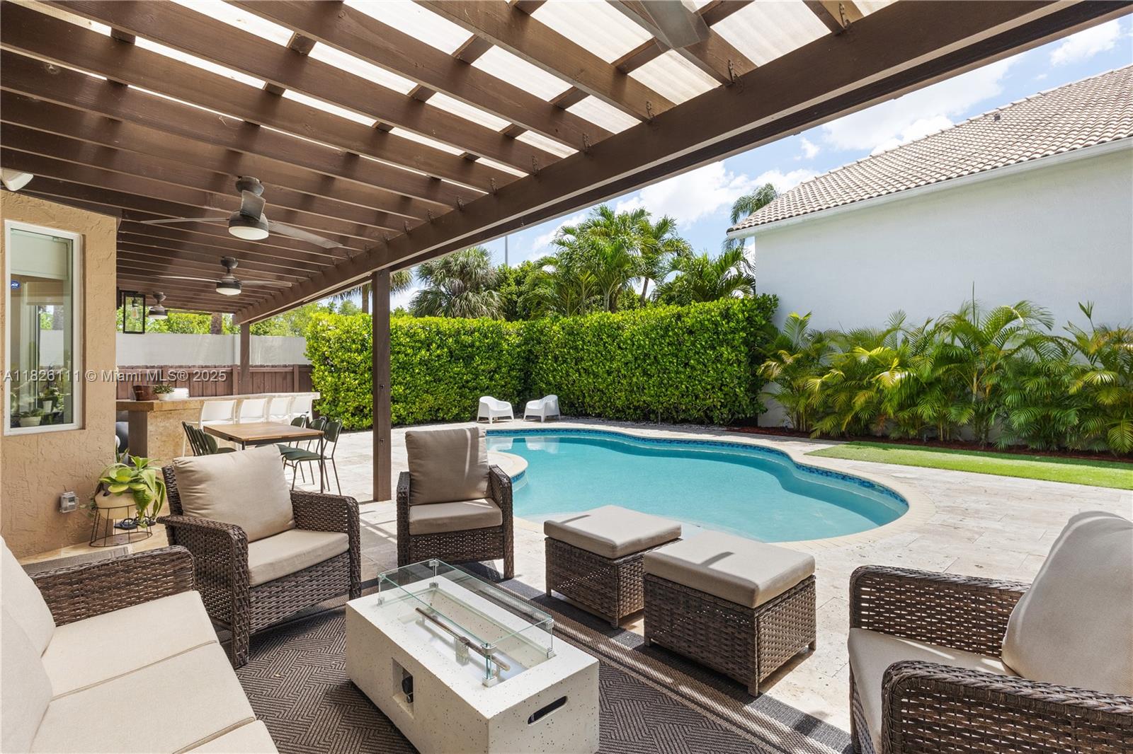 10989 NW 73rd Ter, Doral, Florida image 33
