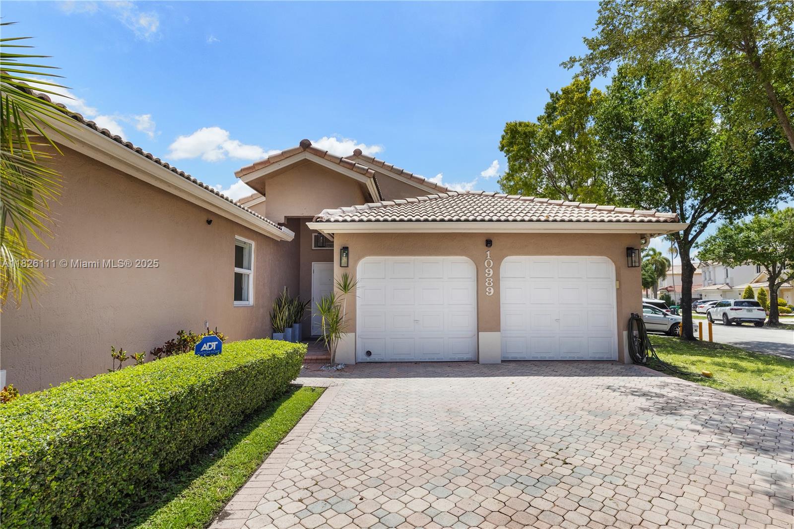 10989 NW 73rd Ter, Doral, Florida image 4