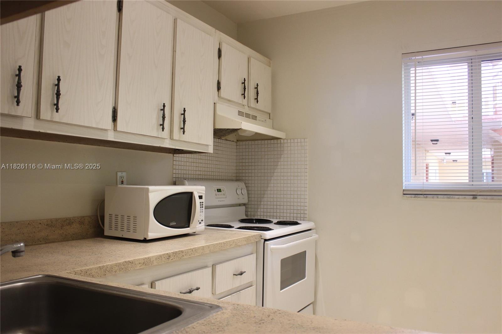 Property photo # 8