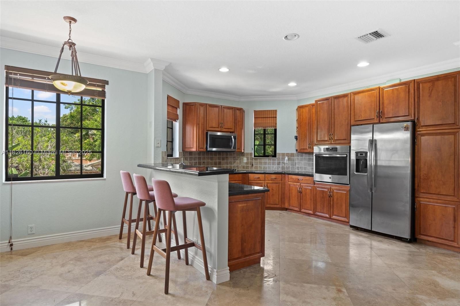 Property photo # 4