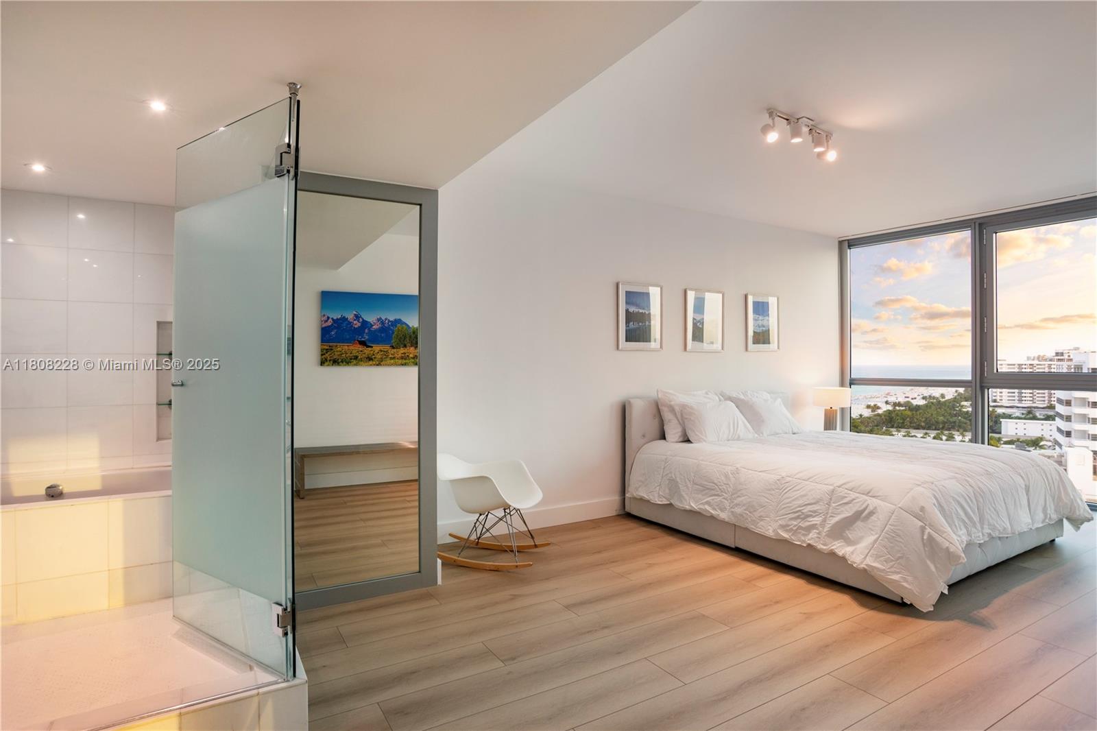 Property photo # 9