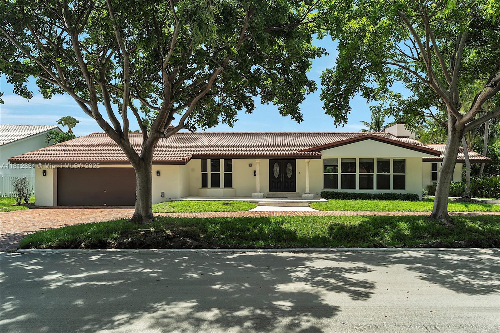 9 Gatehouse Rd, Sea Ranch Lakes, Florida 33308