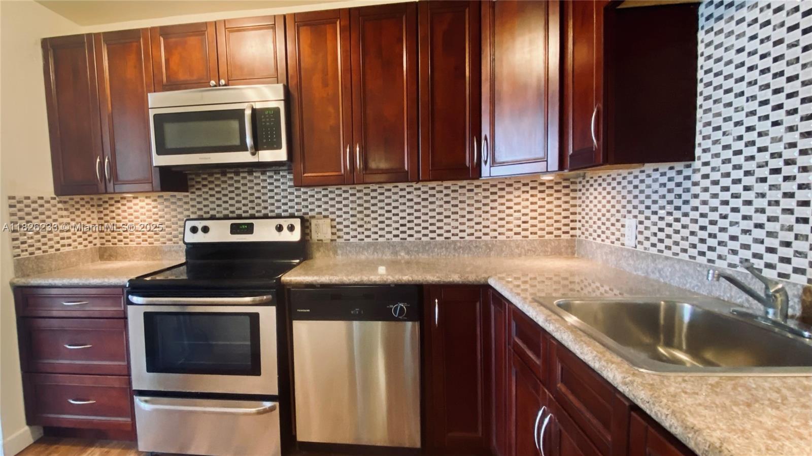 2025 164th St Unit 901, North Miami Beach, Florida 33162