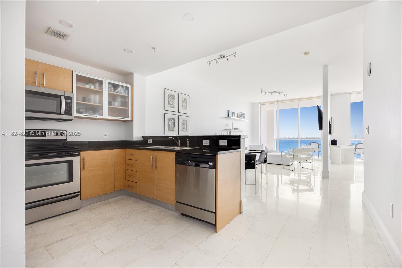 Property photo # 4