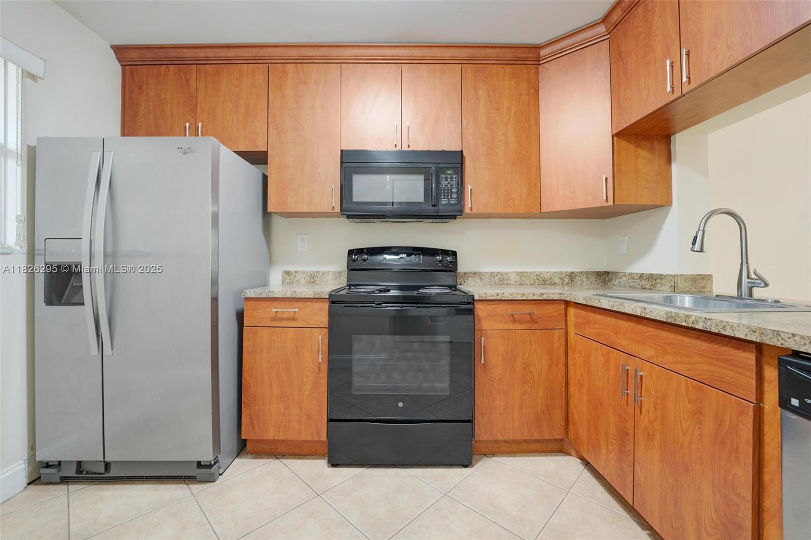 7260 Woodmont Ter #103, Tamarac, Florida image 8