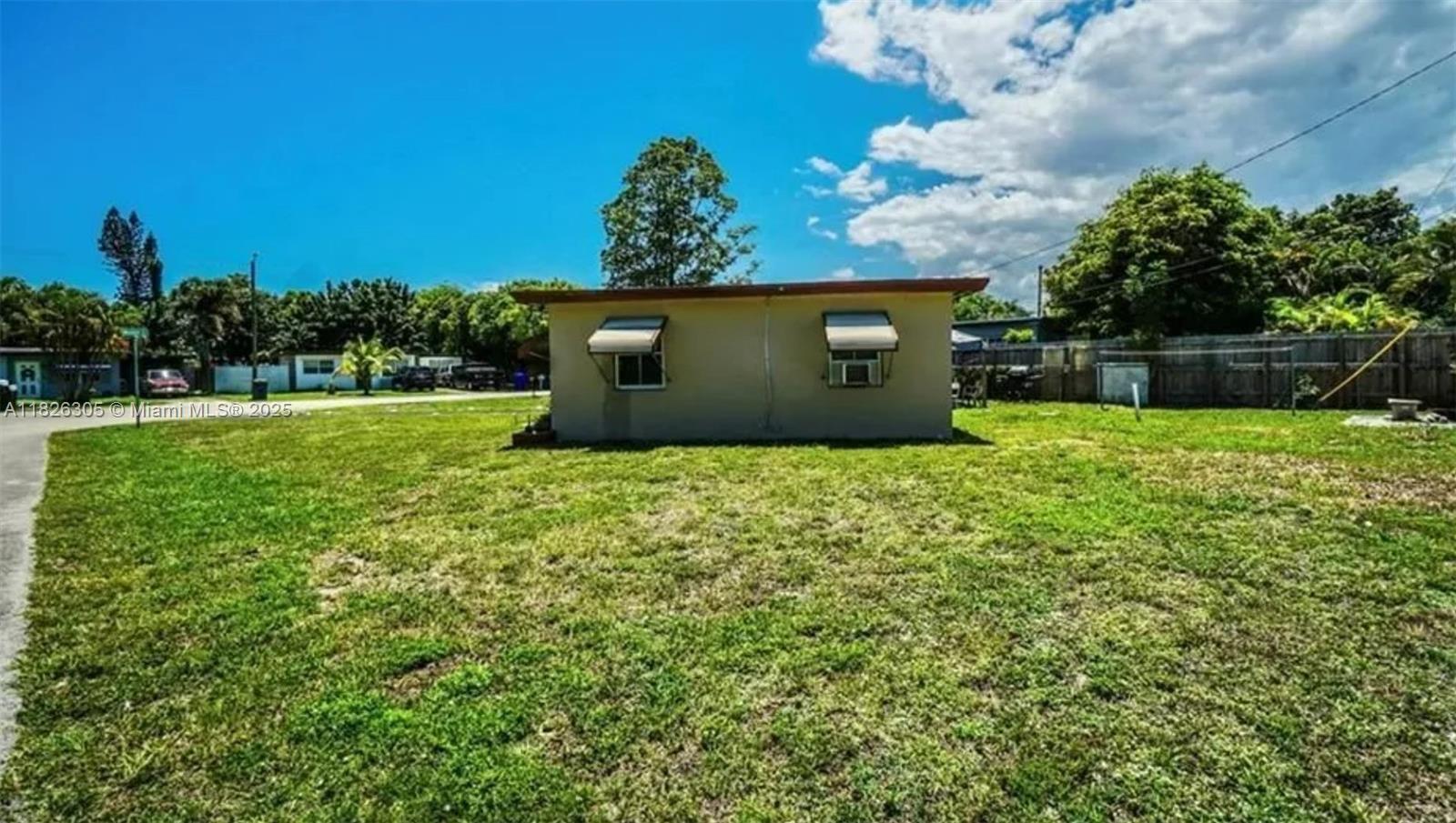 6103 Monroe St, Hollywood, Florida image 4