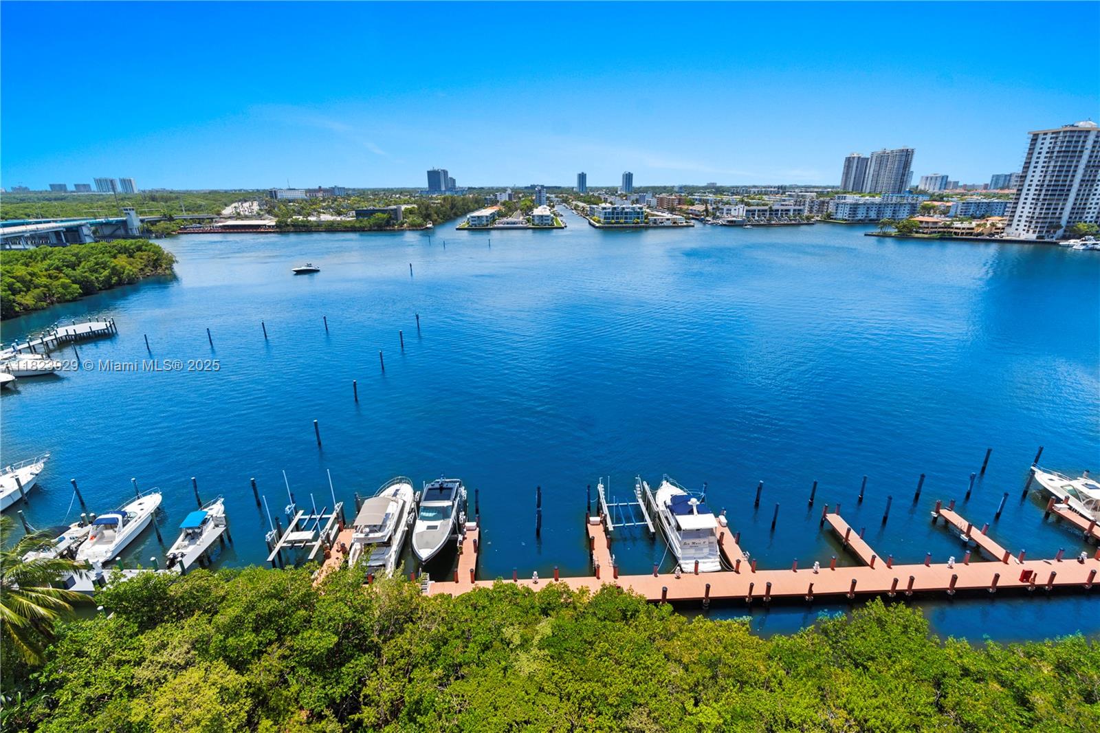 17050 N Bay Rd #PH1201, Sunny Isles Beach, Florida image 7
