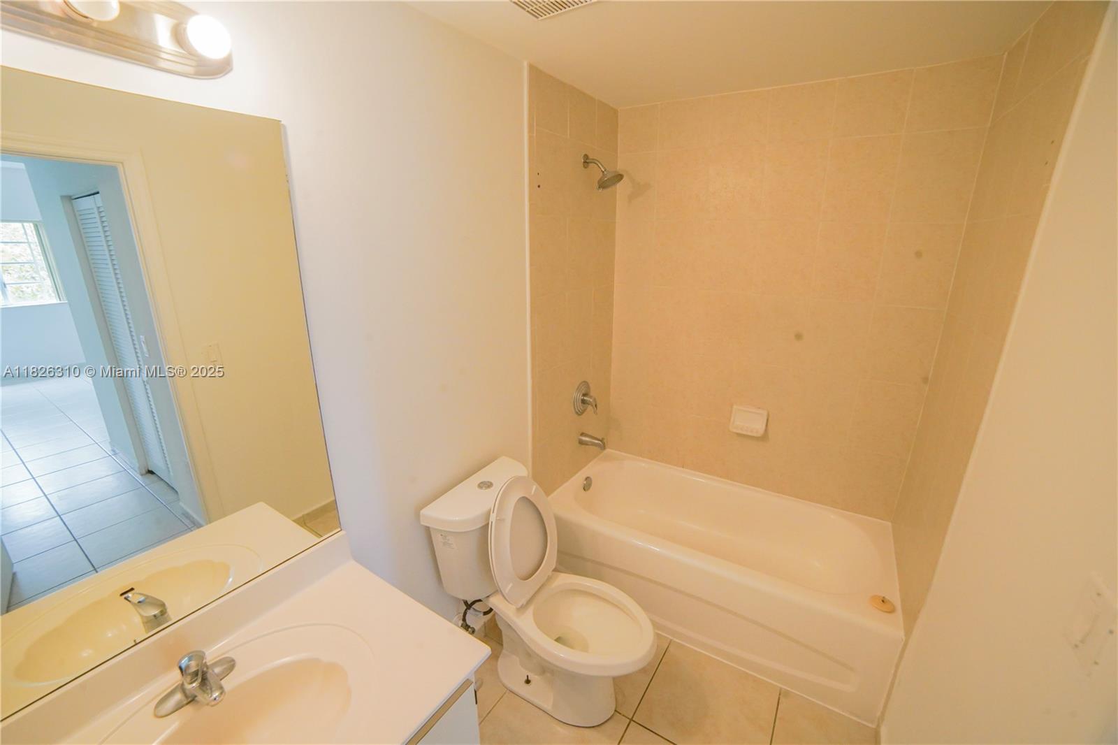 7200 NW 114 Ave #305, Doral, Florida image 11