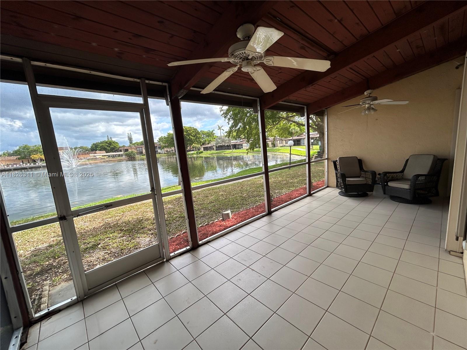 316 Briarwood Cir #4-17, Hollywood, Florida image 29