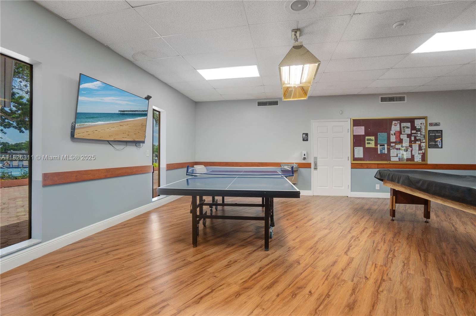 316 Briarwood Cir #4-17, Hollywood, Florida image 47