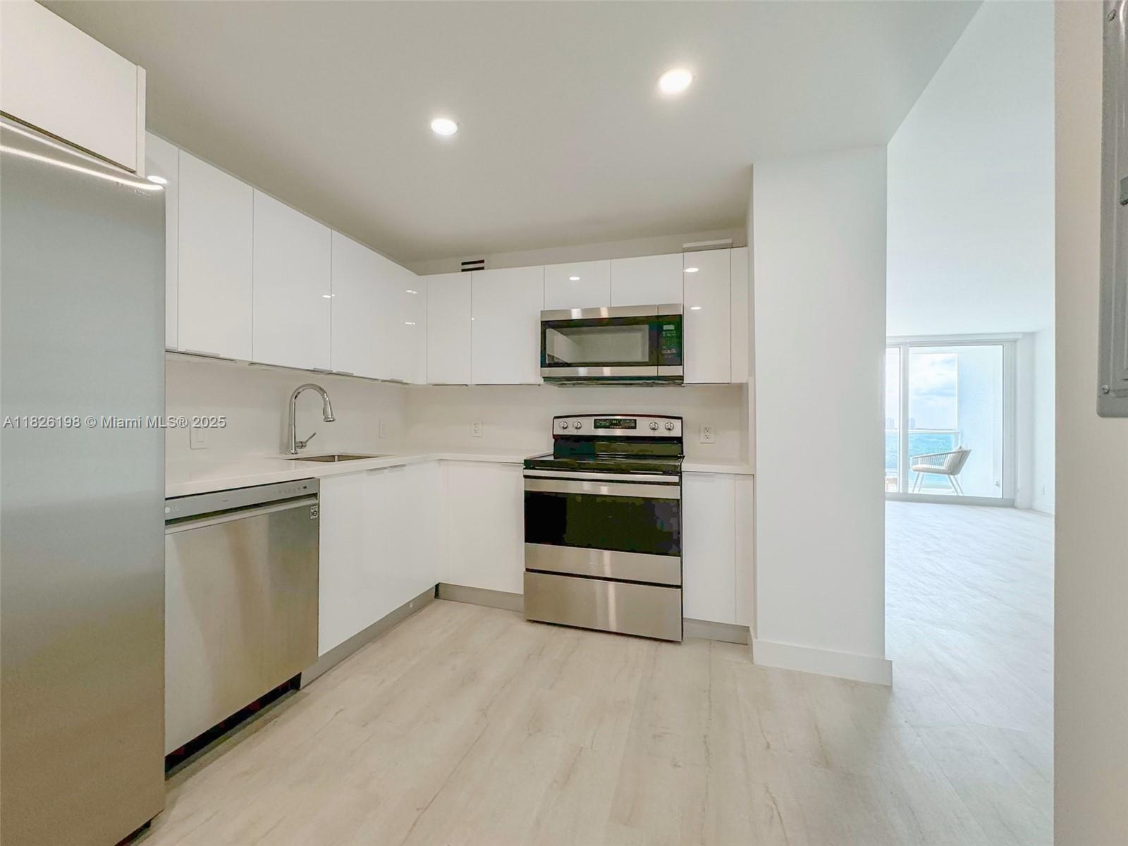 Property photo # 9