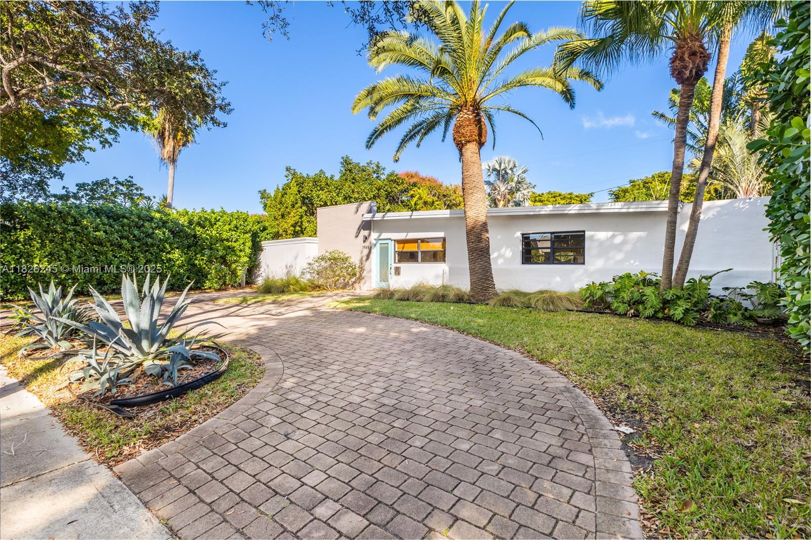 Property photo # 2