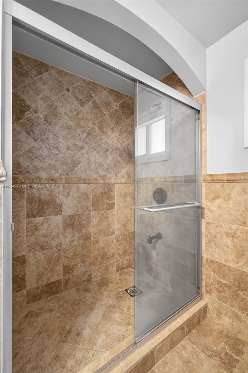 8905 NW 112th St, Hialeah Gardens, Florida image 30