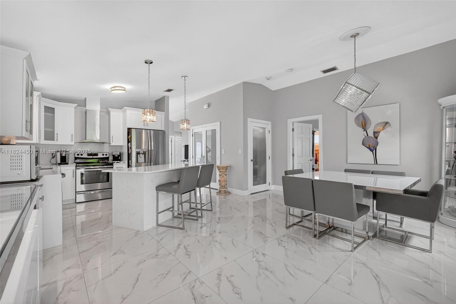 8905 NW 112th St, Hialeah Gardens, Florida image 32
