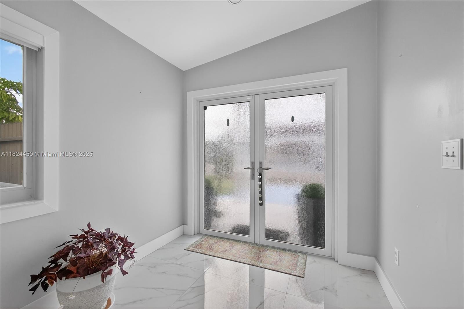 8905 NW 112th St, Hialeah Gardens, Florida image 5