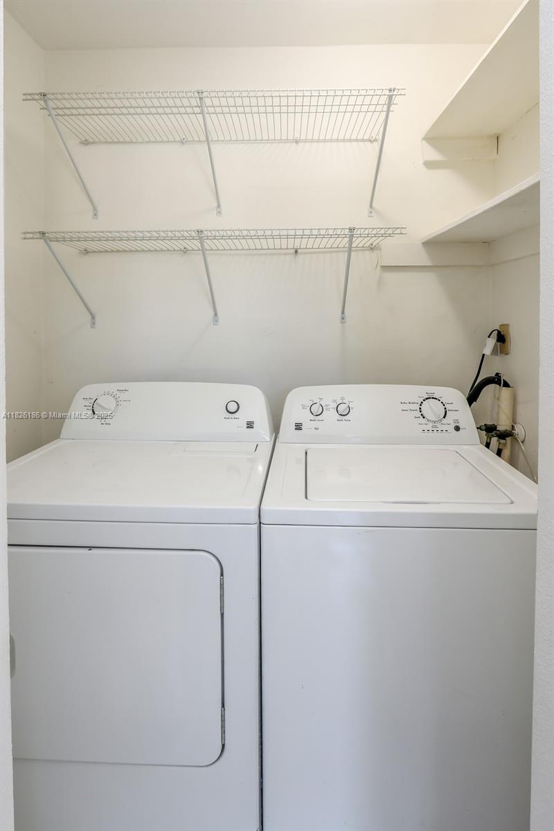 3156-3158 SW 27 St, Miami, Florida image 9