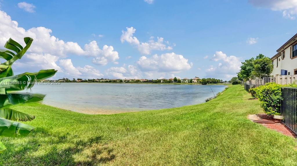 9595 N Town Parc Cir N, Parkland, Florida image 36