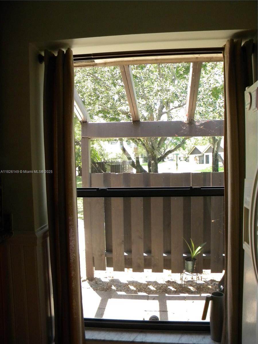 77 Via De Casas Norte, Boynton Beach, Florida image 10