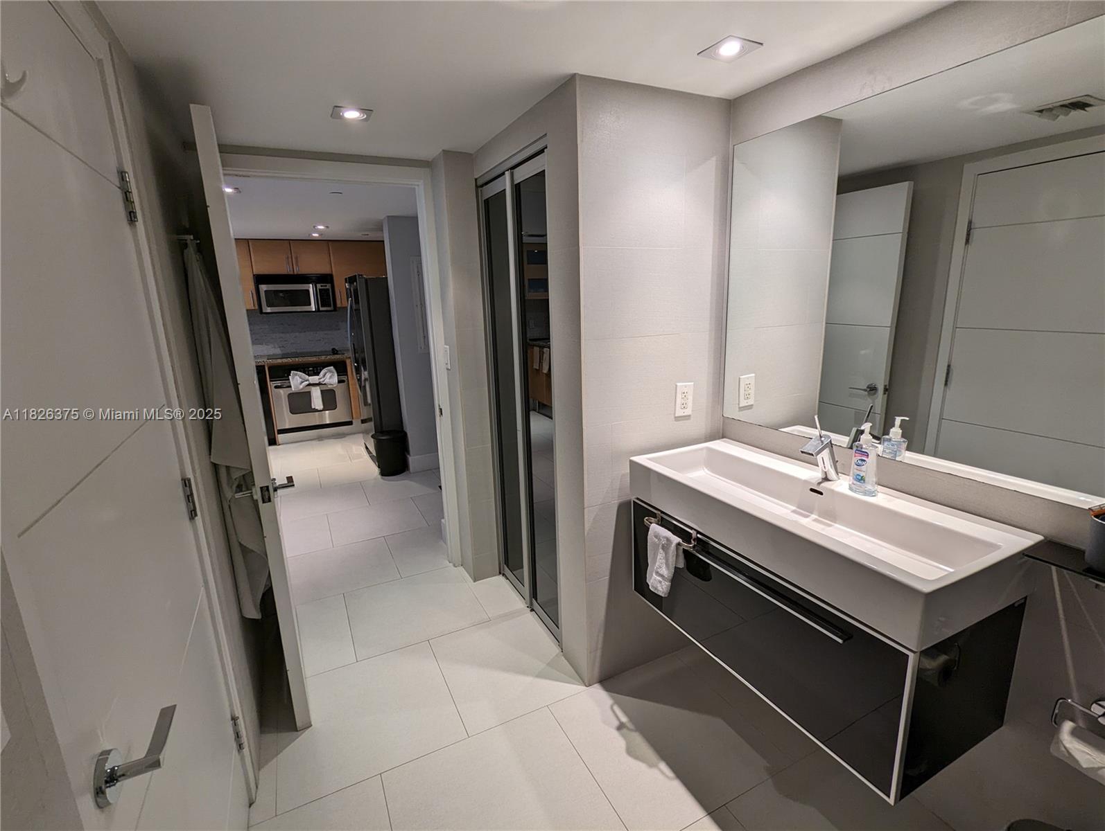Property photo # 0