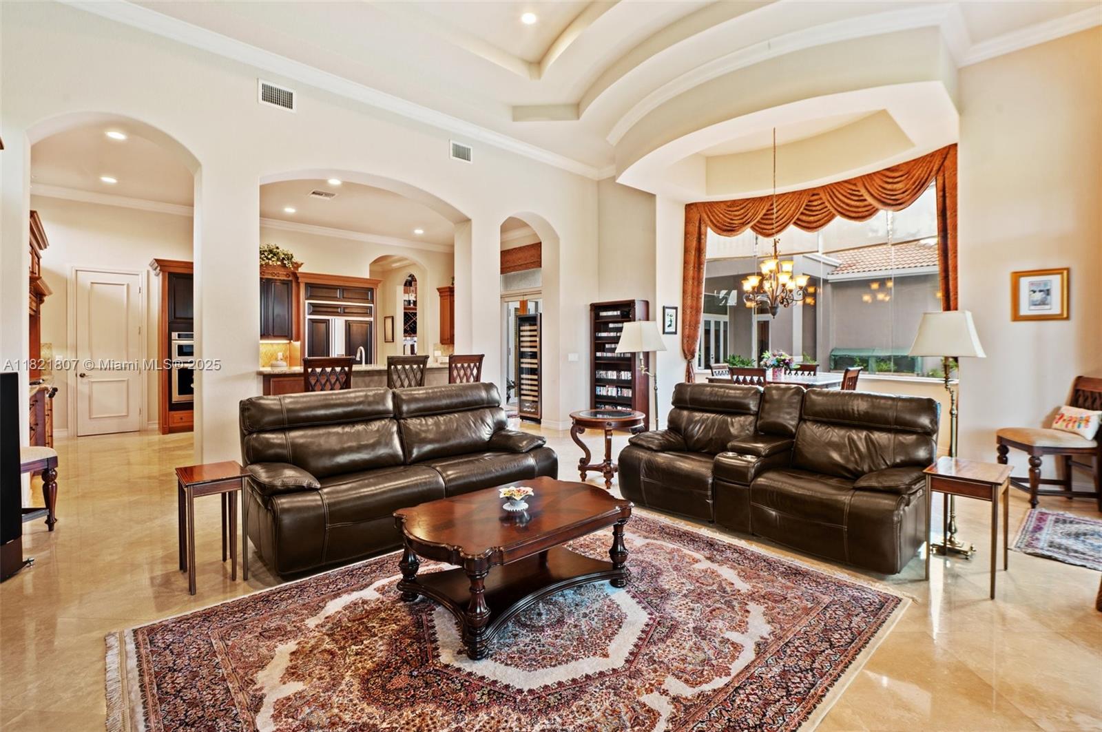 12608 S Stonebrook Cir, Davie, Florida image 19