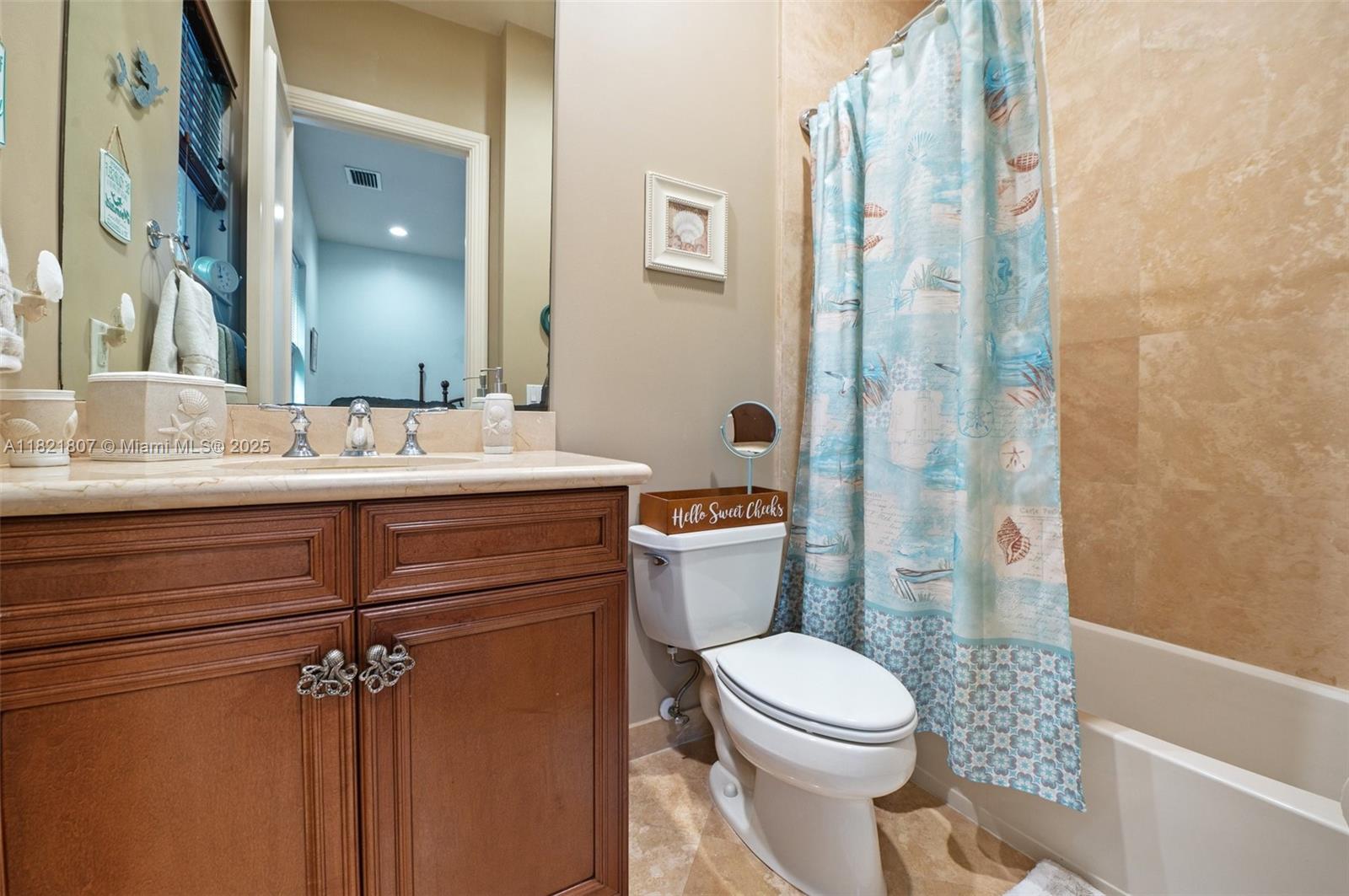 12608 S Stonebrook Cir, Davie, Florida image 31