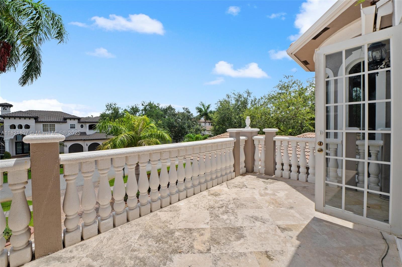 12608 S Stonebrook Cir, Davie, Florida image 42