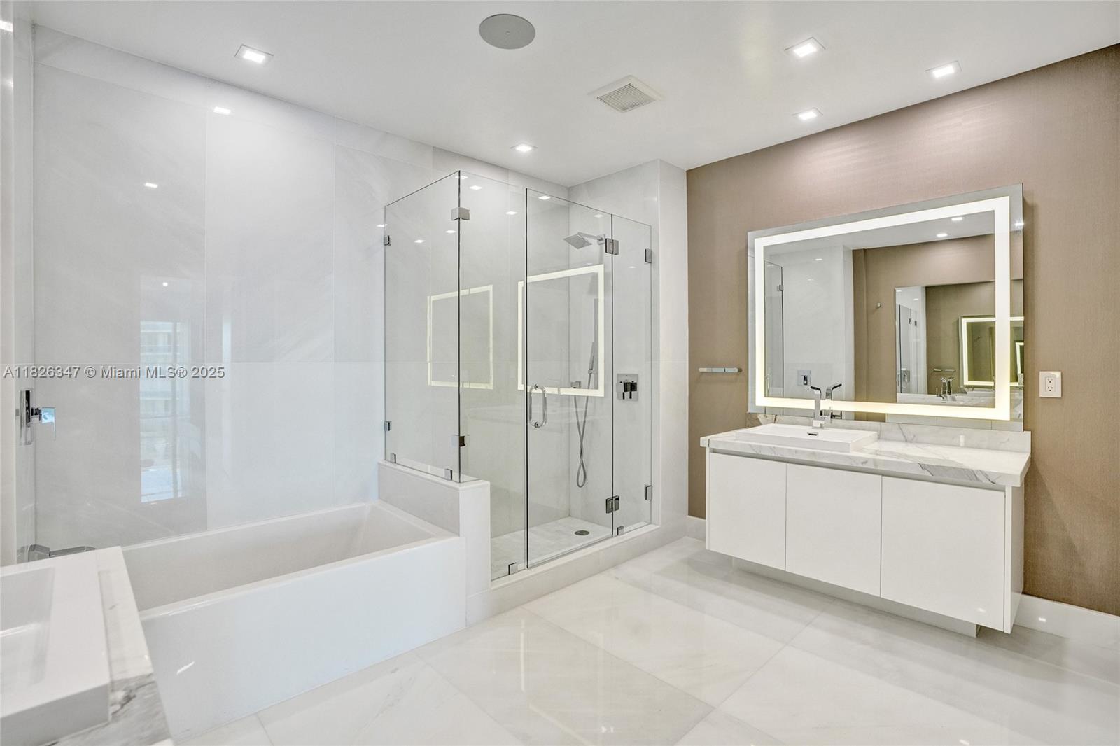300 Sunny Isles Blvd #4-TS-04, Sunny Isles Beach, Florida image 37