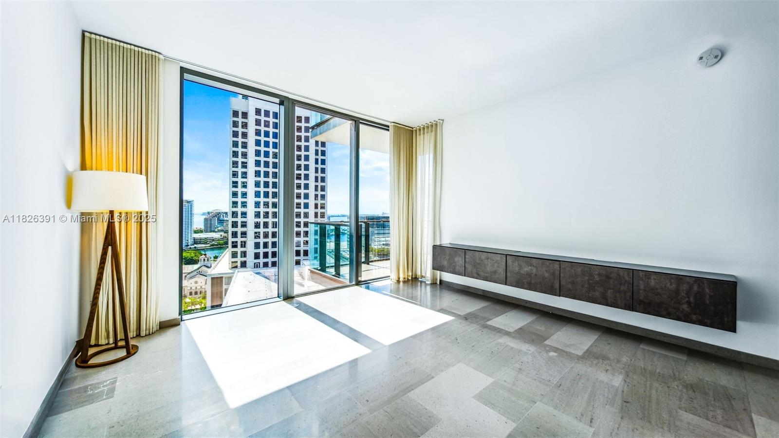 Condo for Rent in Miami, FL
