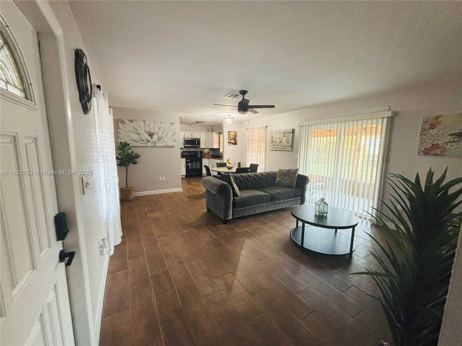 27064 Omni Ln, Punta Gorda, Florida image 9