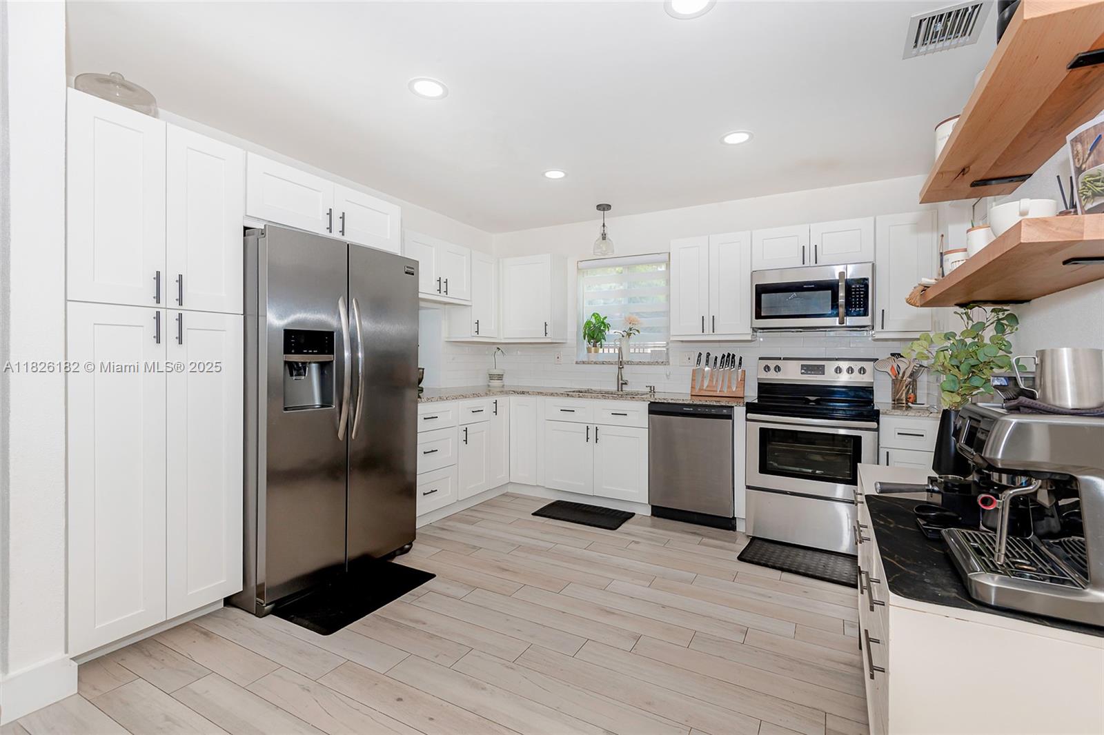 1770 NW 106th Ave, Pembroke Pines, Florida image 11